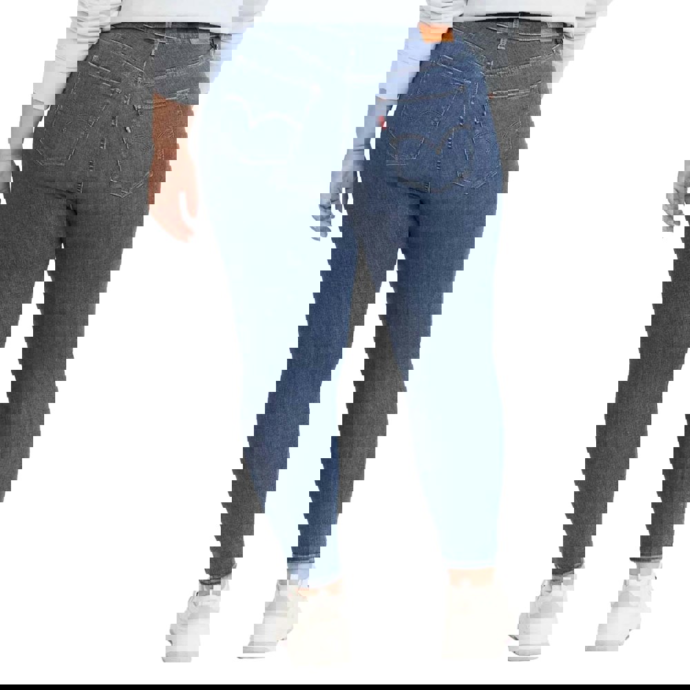 Levis Womens 720 High Rise Super Skinny Leather Patch Plus Jeans - Denim