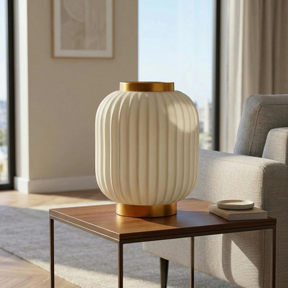 Garden Greatness Maison Ribbed Lantern Style Lamp