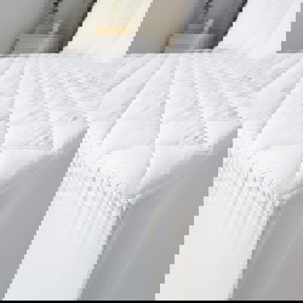 Bianca Temperature Controlling TENCEL Lyocell Double Mattress Protector