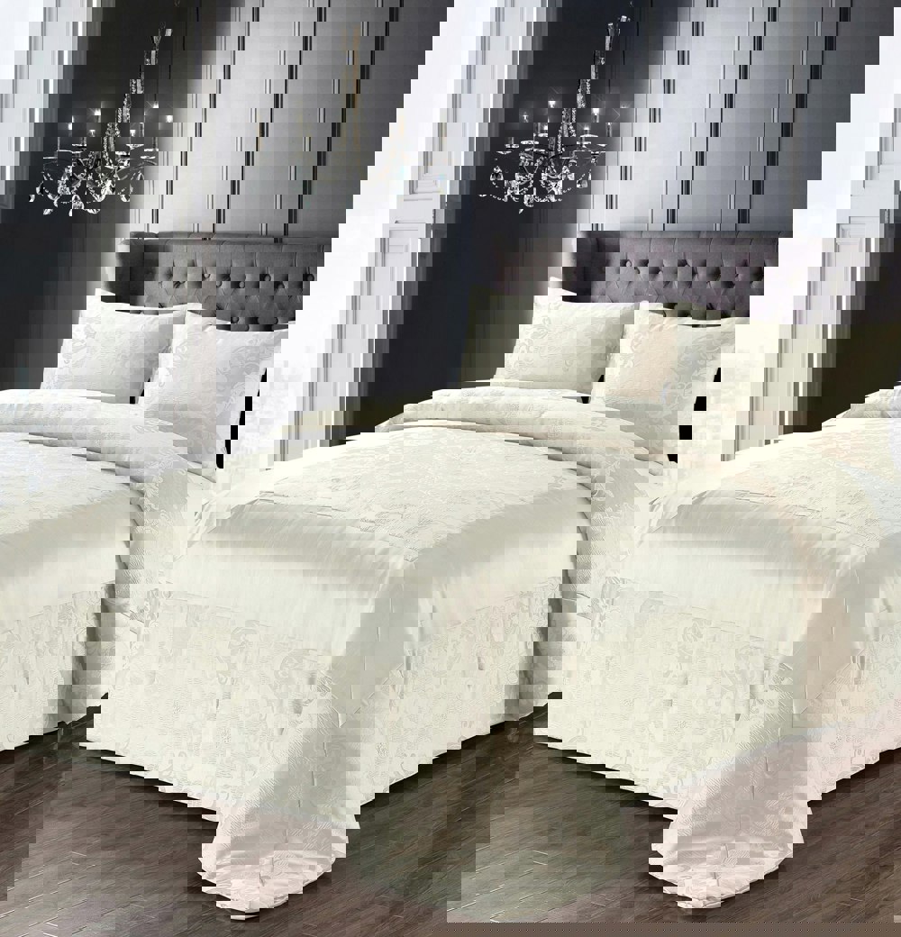 Intimates Damascus Quilted Luxury Bedspread Set
