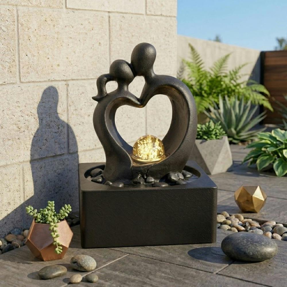 Garden Greatness Kissing Figures LED Water Feature