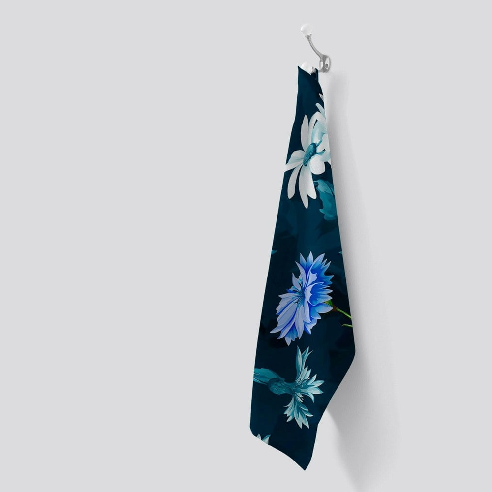 Warren Reed Poppy Flowers With Chamomile, Leaves, Cornflowers On Dark Blue Tea Towel