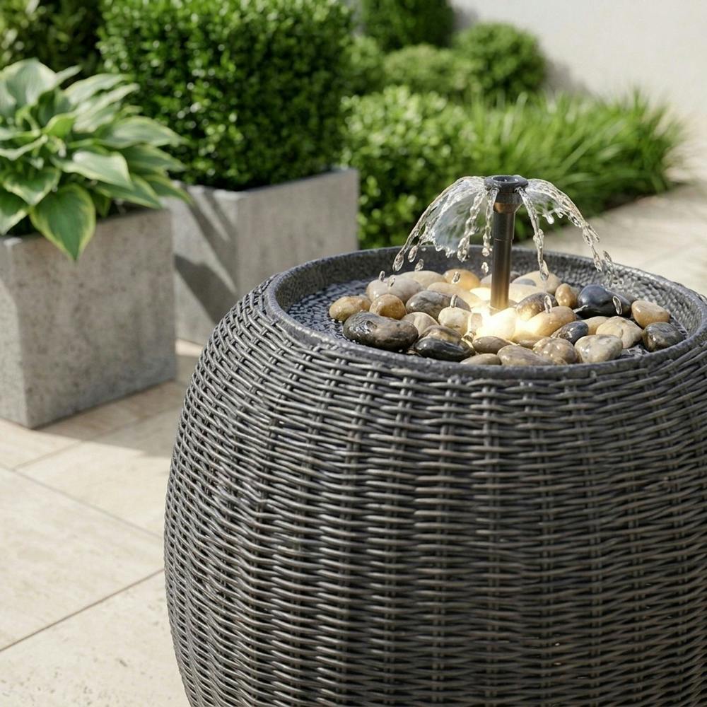 Garden Greatness WaterWeave Rattan Bowl Solar Water Feature