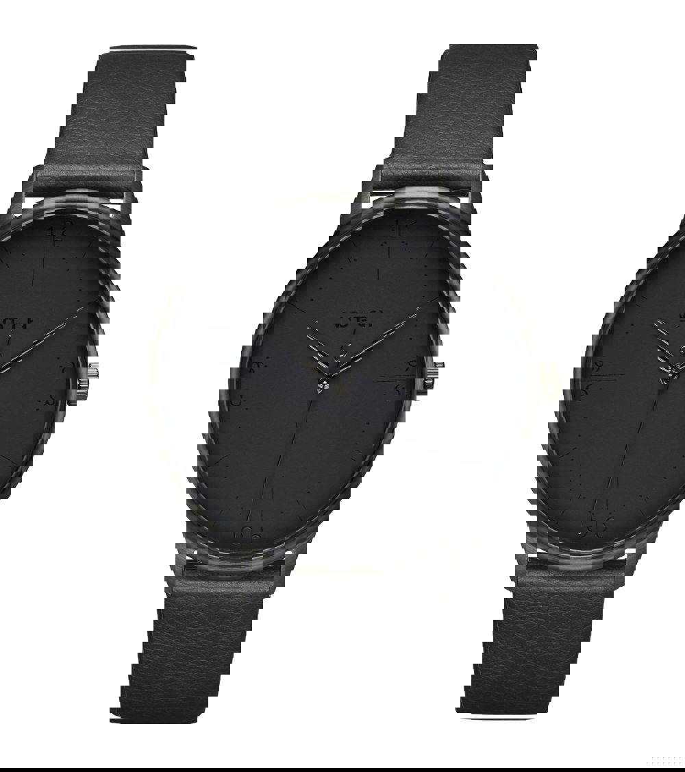 Votch Black & Black with Black Watch | Aalto