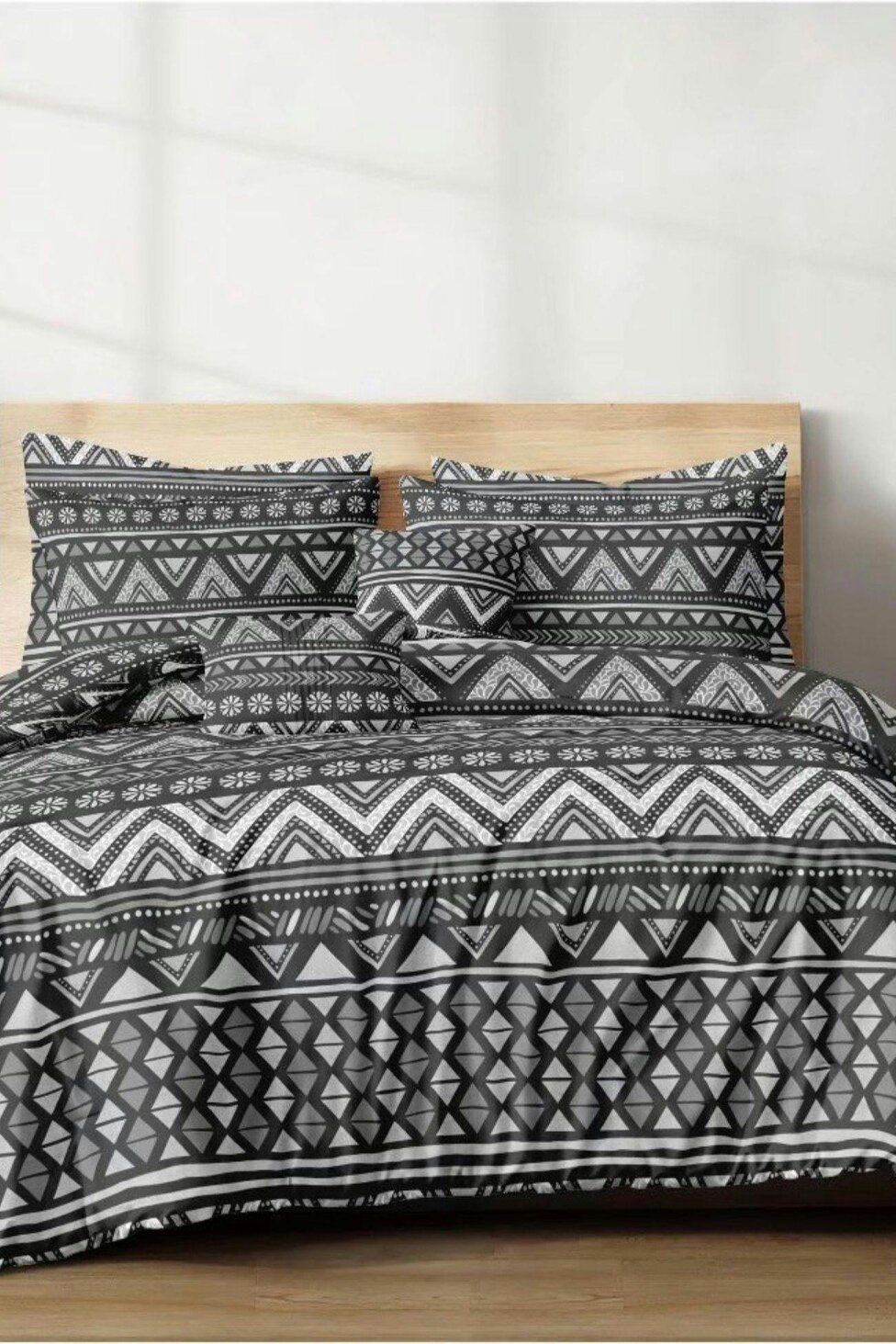 Ezysleep Geometric Charcoal Printed Duvet Cover Set