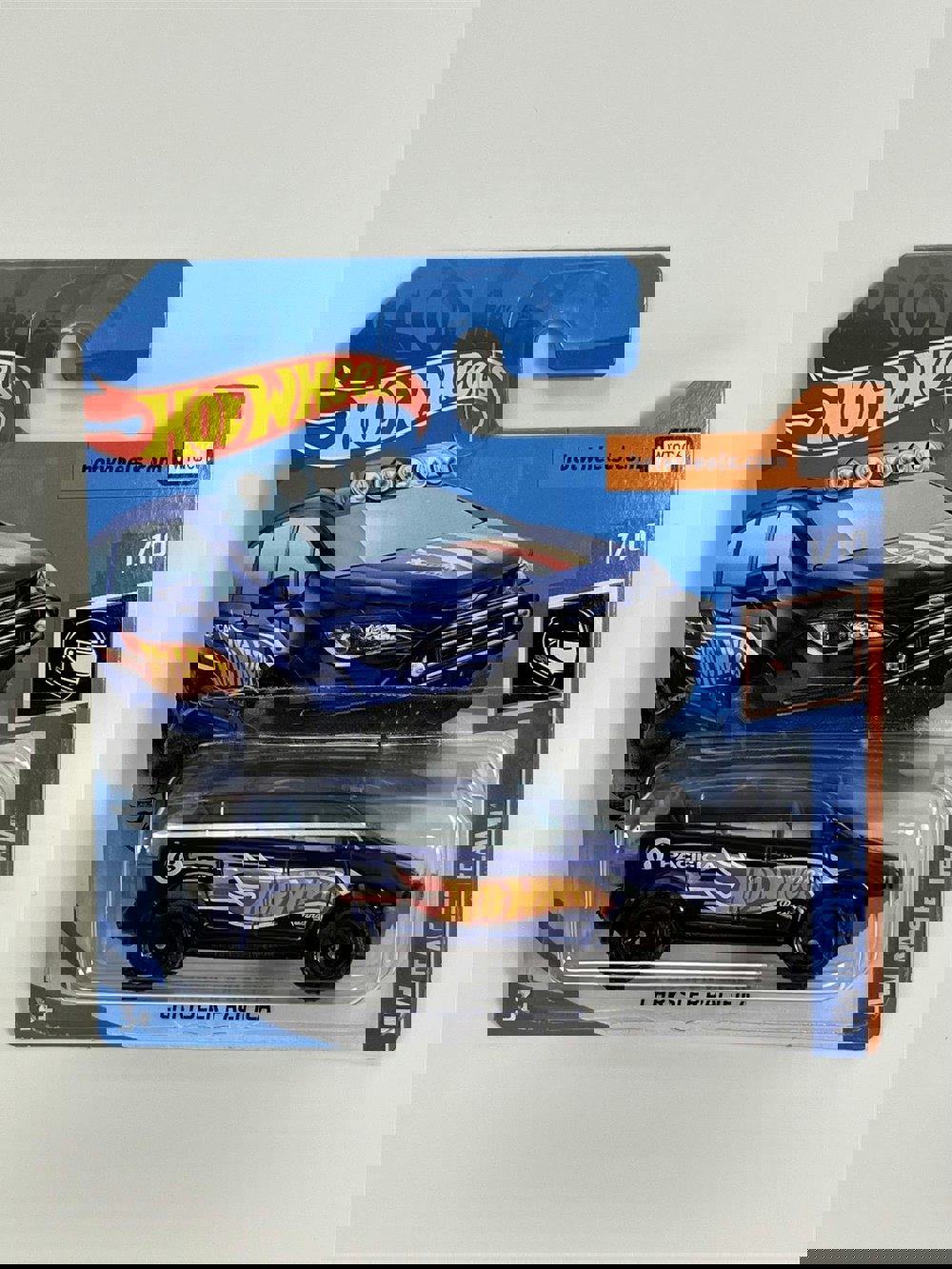 Hot Wheels Chrysler Pacifica HW Race Team 1:64 | Rackhams