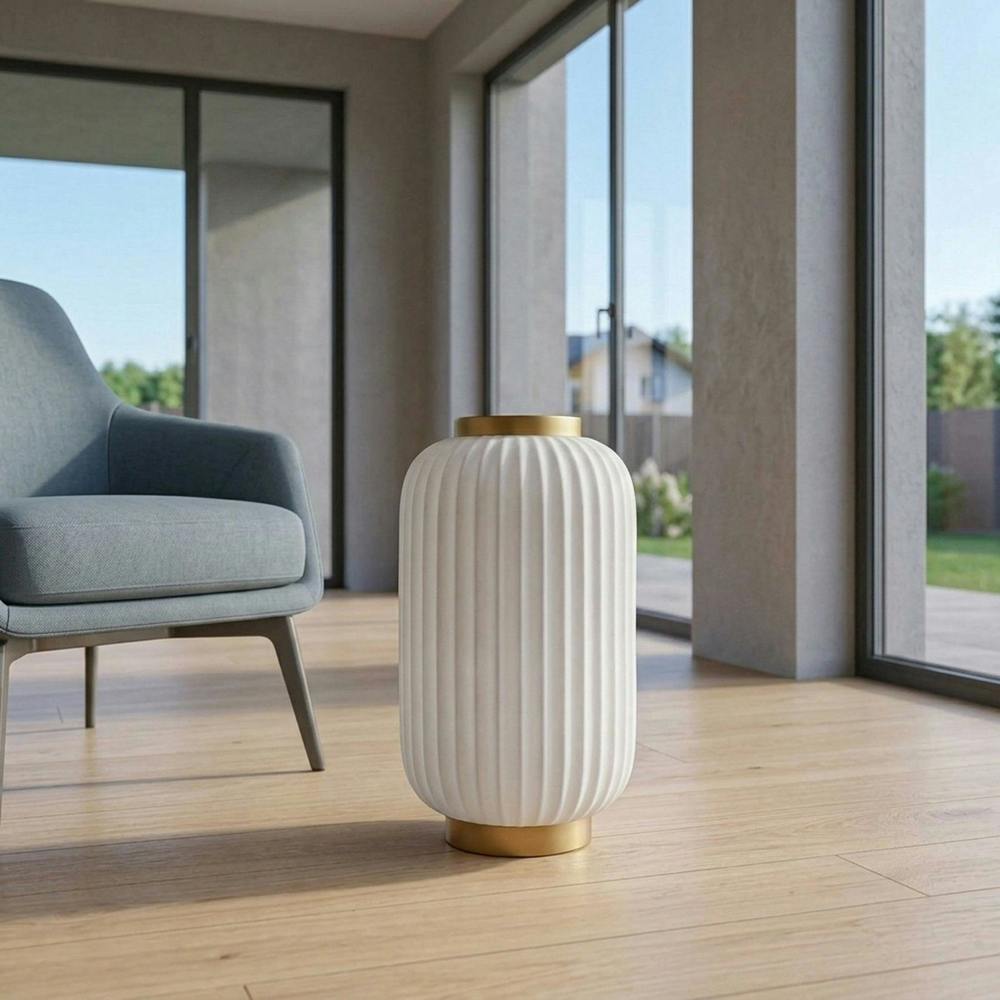 Garden Greatness Maison Tall Ribbed Lantern Style Lamp