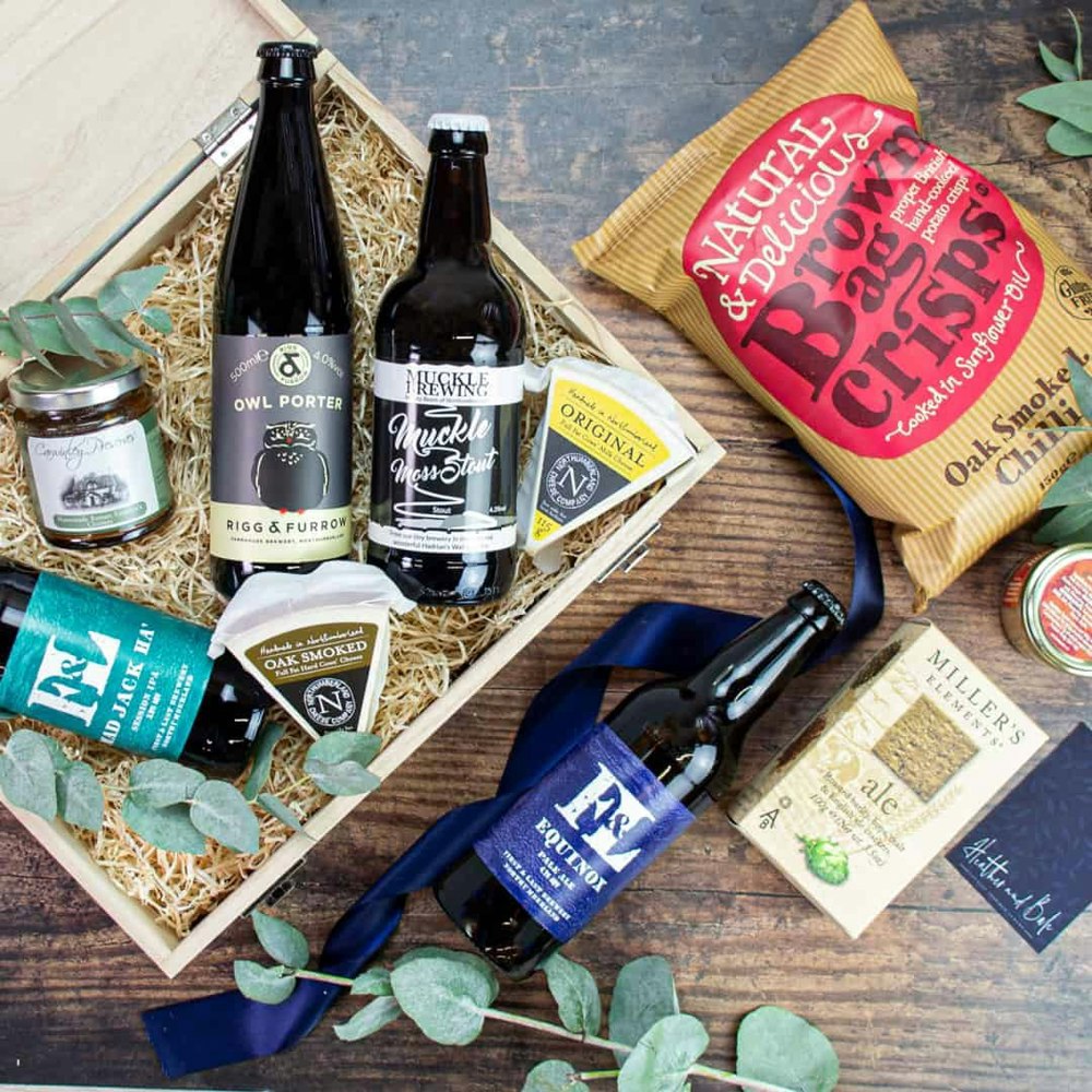 Heather and Bale Hadrian Real Ale and Cheese Hamper | Rackhams
