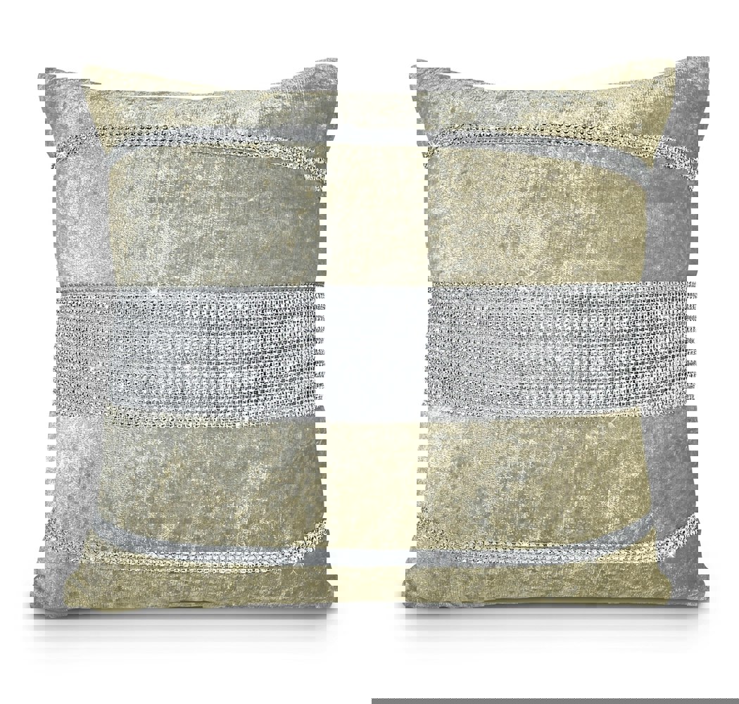 Intimates Luxury Crushed Velvet With 3 Tier Diamante Detail - 43cm x 43cm