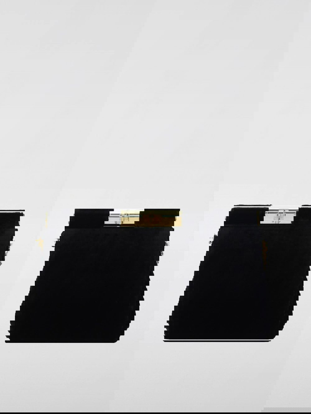 208032841.jpg