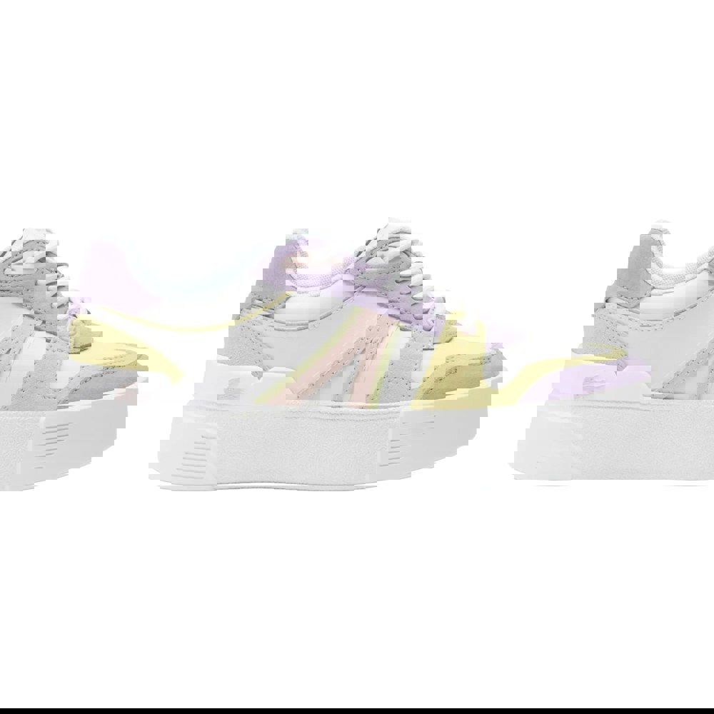 Lacoste Womens L002 Evo Trainers - White/Pink