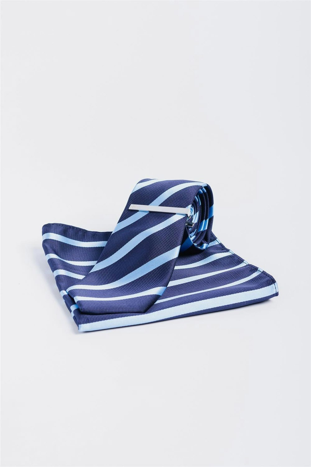 CV803 striped tie