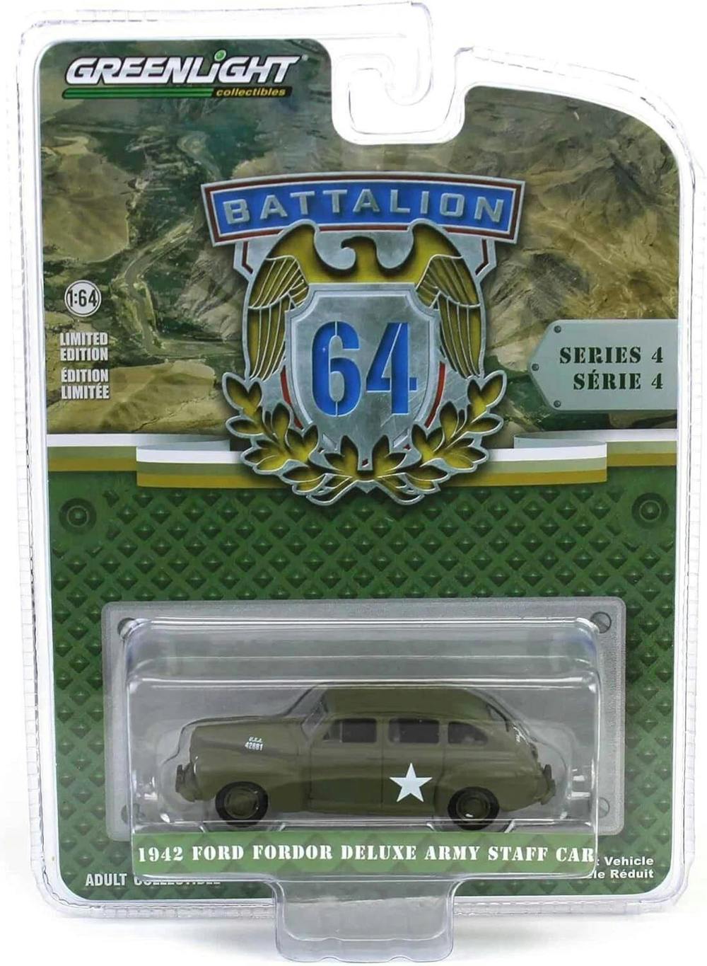 MCSlots 1942 Ford Fordor Deluxe Army Staff Car 1:64 Scale Greenlight 61040A