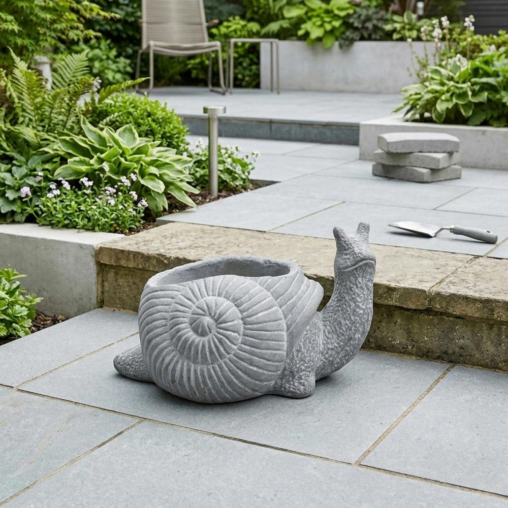 Garden Greatness Snailing Garden Cement Pot Planter