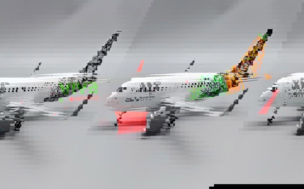 InFlight200 Viva aerobus Airbus A320-271N XA-VIE 1:200 Scale Inflight200 IF320VB0824
