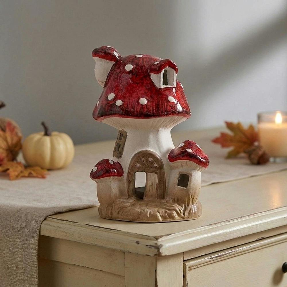 Garden Greatness Harvest Toadstool Cottage with LED Light