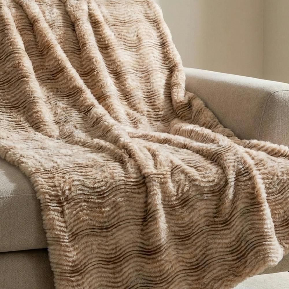Garden Greatness Aurora Soft Cosy Classic Stripe Throw