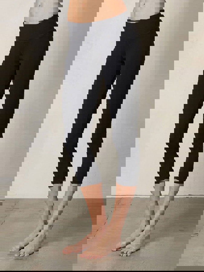 Prana Ashley Women's Yoga Capri Leggings - Black