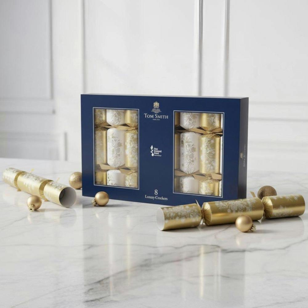 Garden Greatness Set Of 8 Grand Tom Smith Gold Christmas Crackers