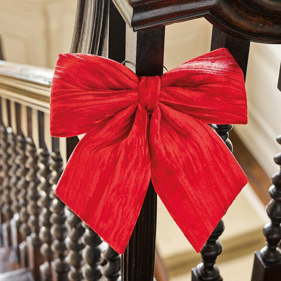 Scotts of Stow Velvet Bow Red