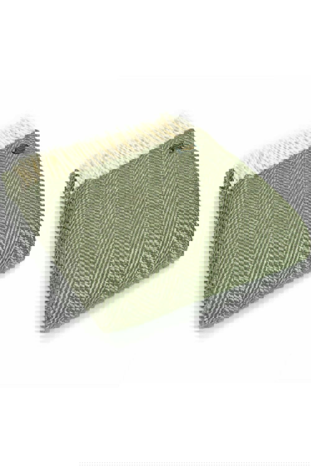 HomeSpace Direct Fishbone Olive Wool Throw