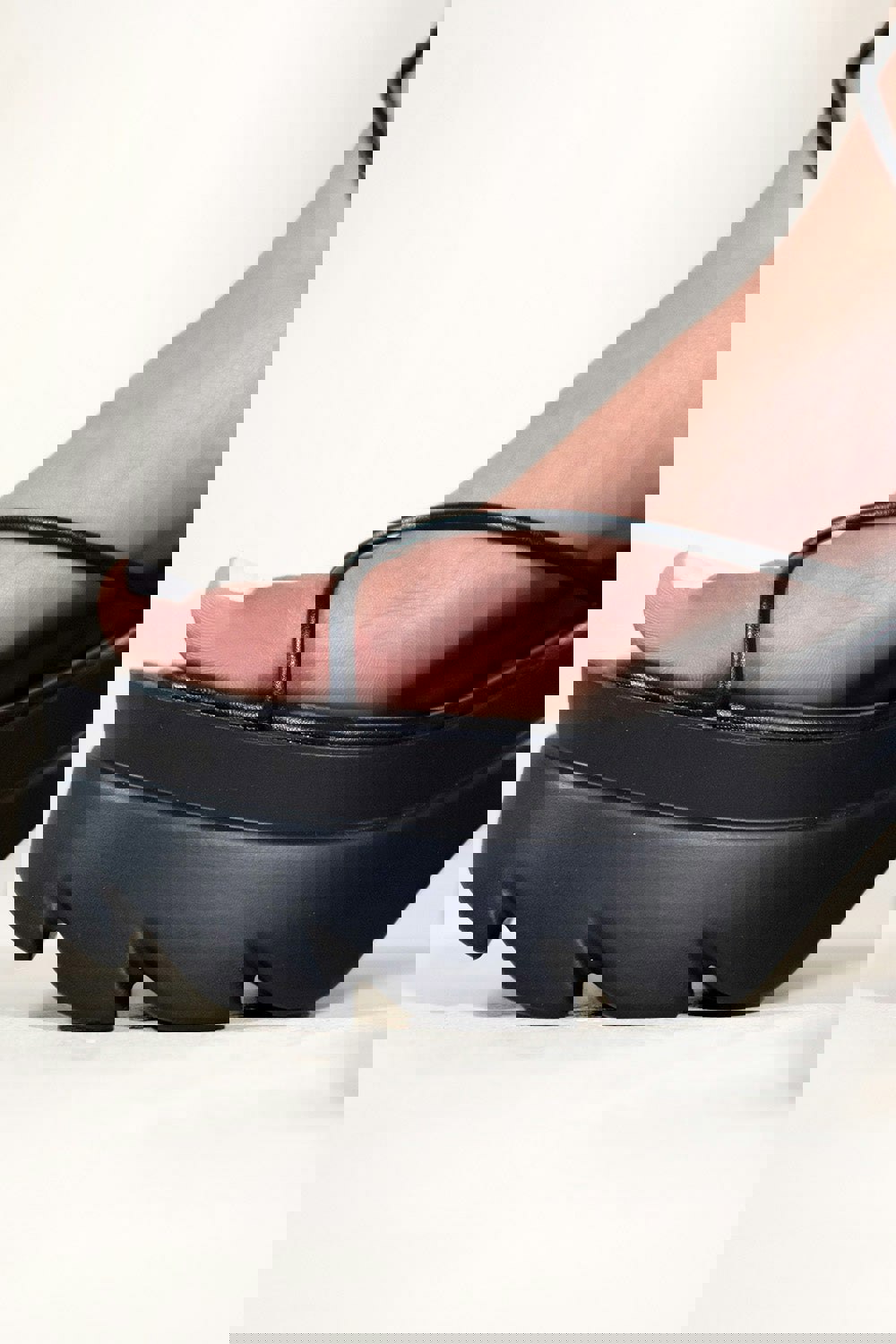 Where's That From Ada Chunky Strappy Sandals With Toe Thong & Lace Up Details in Black Faux Leather