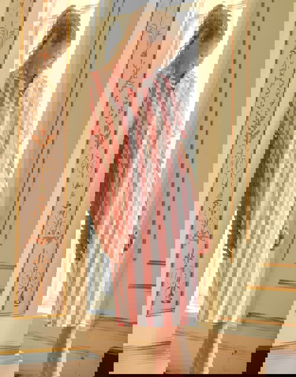W_Nightshirt_Pink_Picnic_Stripe_1-1.mp4