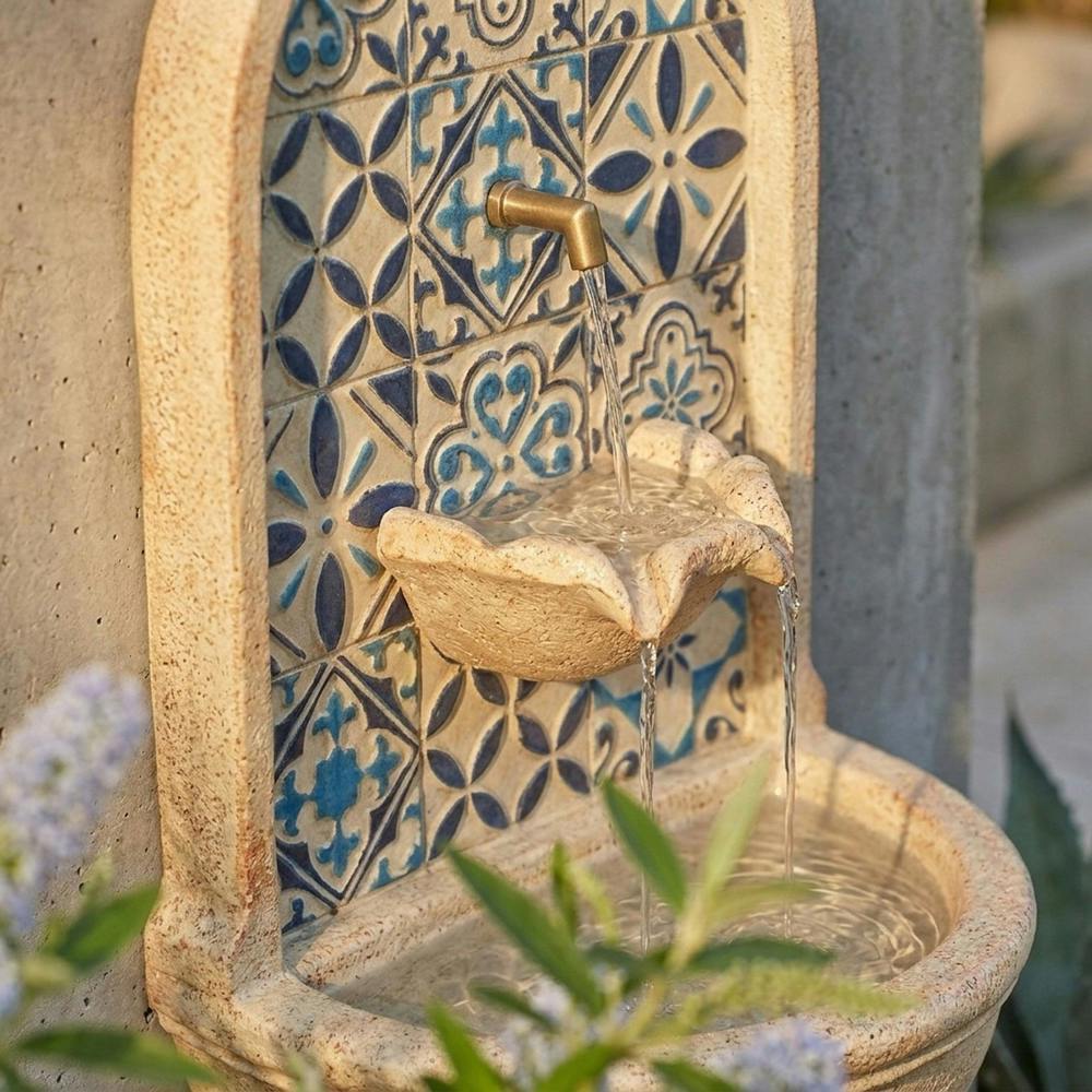 Garden Greatness Aragon Wall Mounted Water Feature