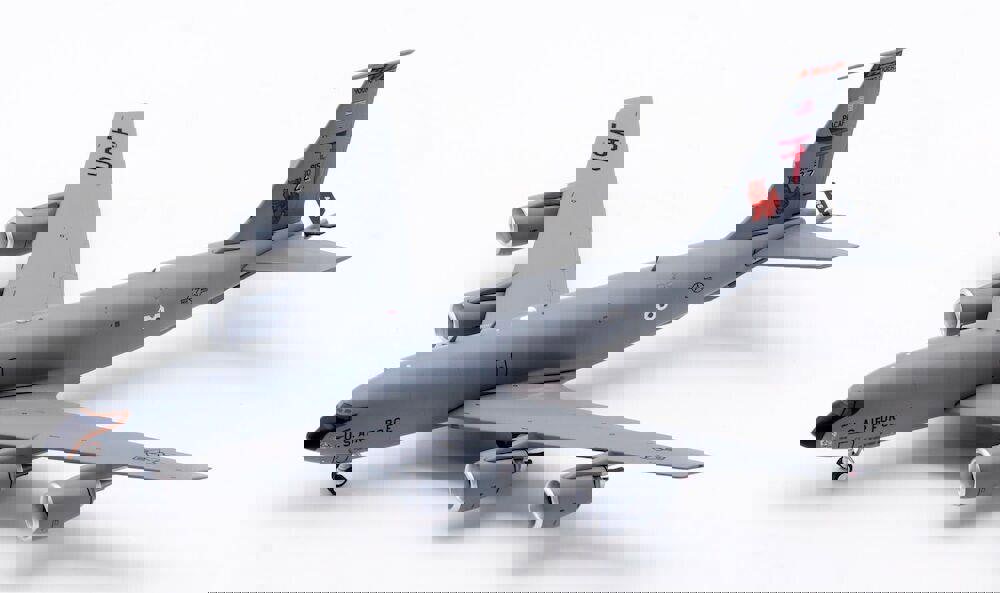 InFlight200 59-1510 KC-135 Kadena USAF With Stand 1:200 Scale Inflight200 IF135USA510R