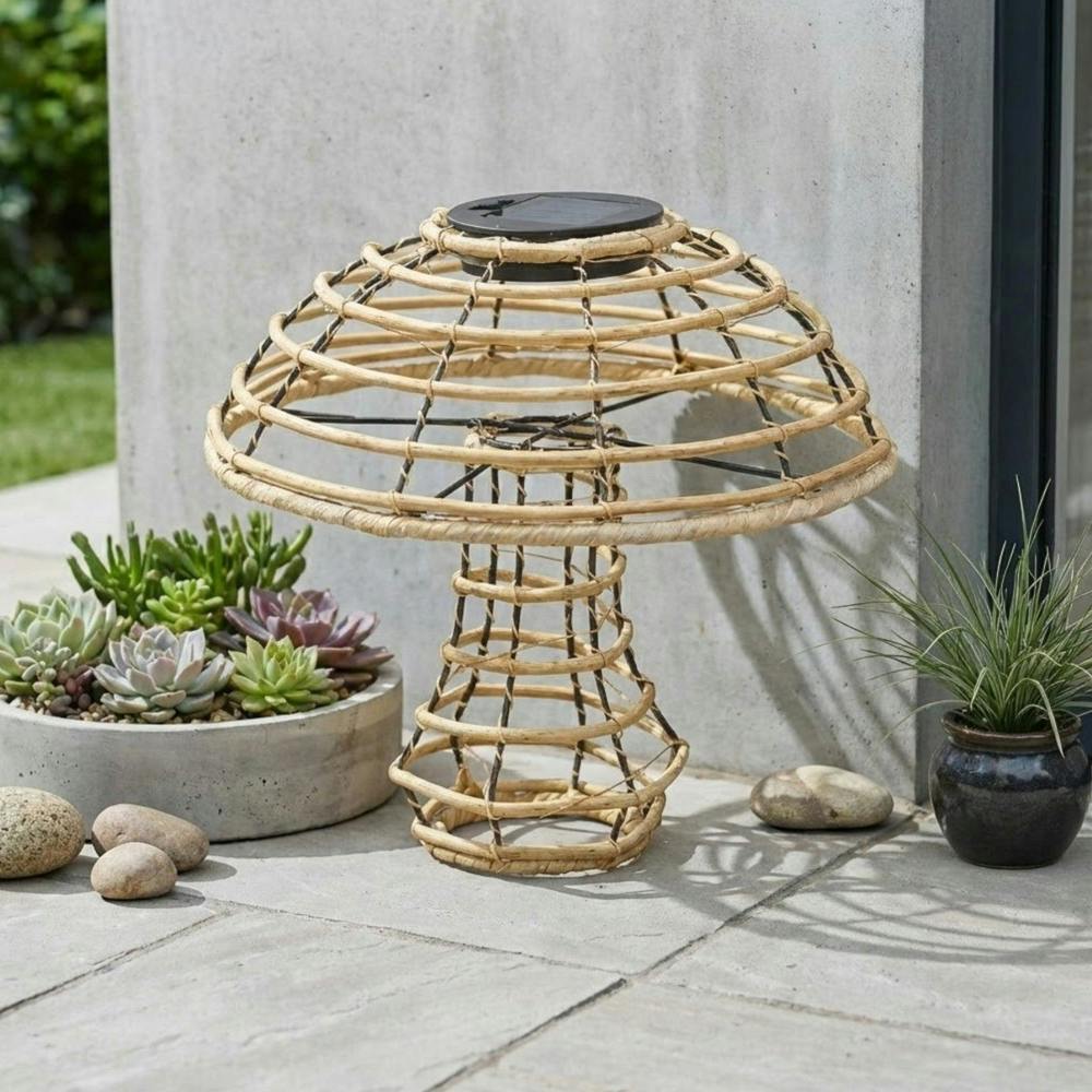 Garden Greatness Lunaria Rattan Solar Mushroom Light