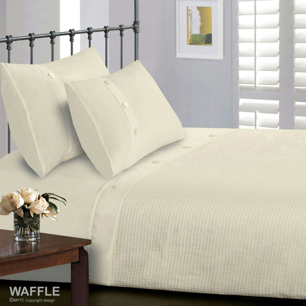 Intimates Waffle Button Duvet Cover & Pillowcase Set