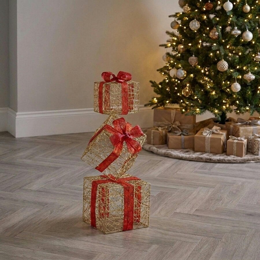 Garden Greatness Lit Golden Elegance Twist 3 Parcel Stack