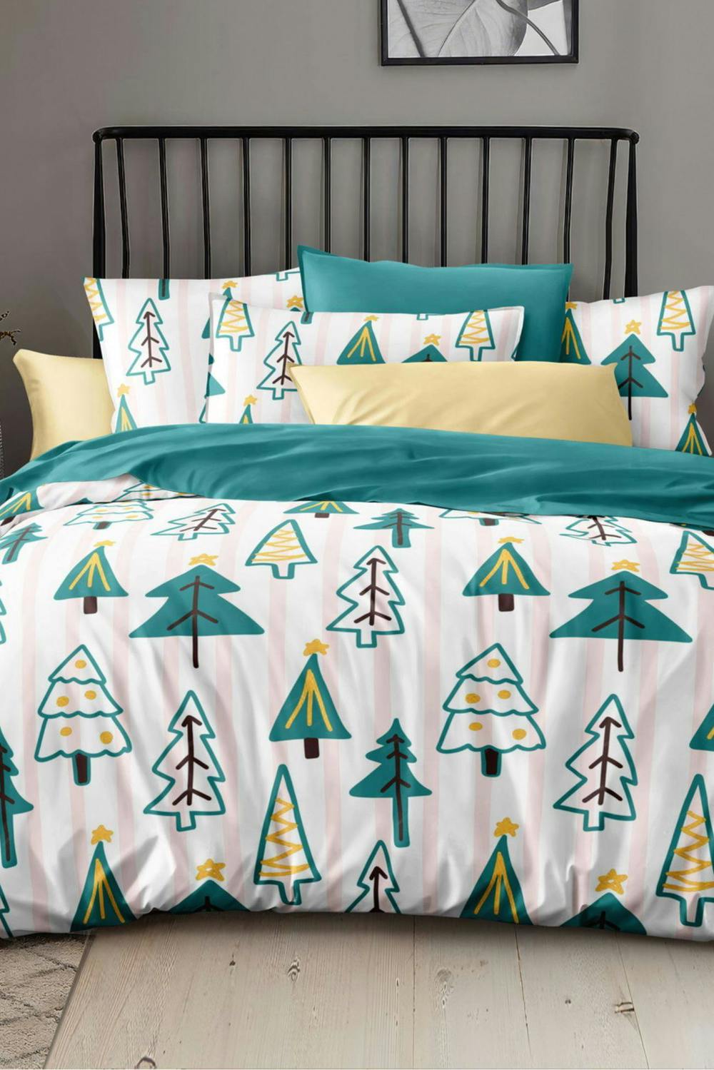 Ezysleep Christmas Tree Printed Duvet Set