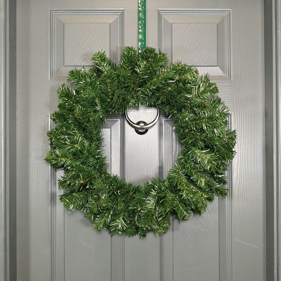 Samuel Alexander 50cm Diameter Plain Green Artificial Imperial Pine Christmas Wreath Decoration
