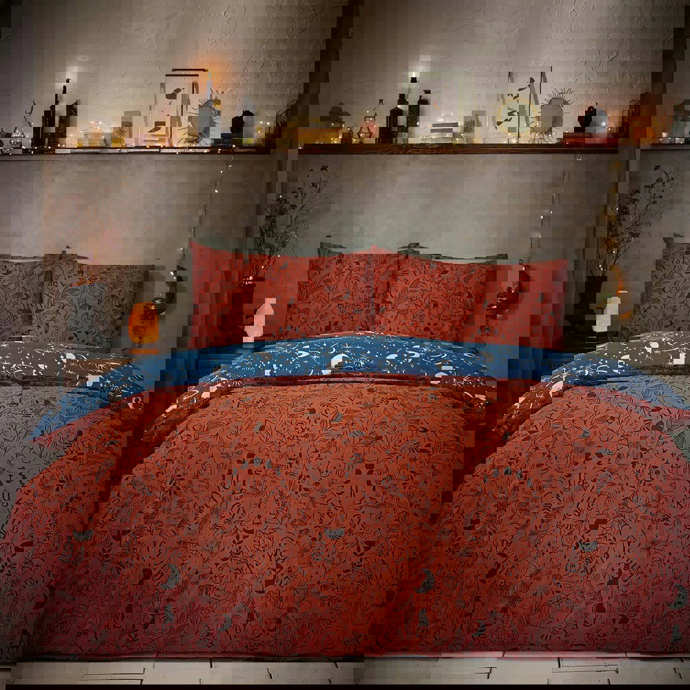 Furn Witchy Vibes Reversible Duvet Cover Set - Rust