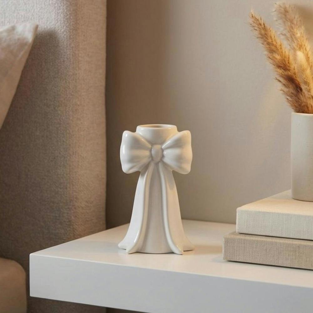 Garden Greatness Tall Draping Bow Candle Holder