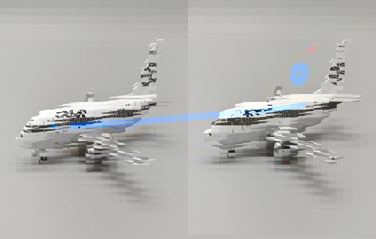 InFlight200 PAN American World Airways PAN AM Boeing 737-222 N68AF With Stand 1:200 Scale Inflight200 IF732PA1124