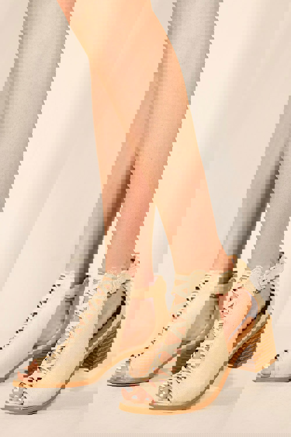 Where's That From Reydah Mid High Block Heel Sandals With Peep Toe & Criss Cross Detail in Ivory Cream Suede