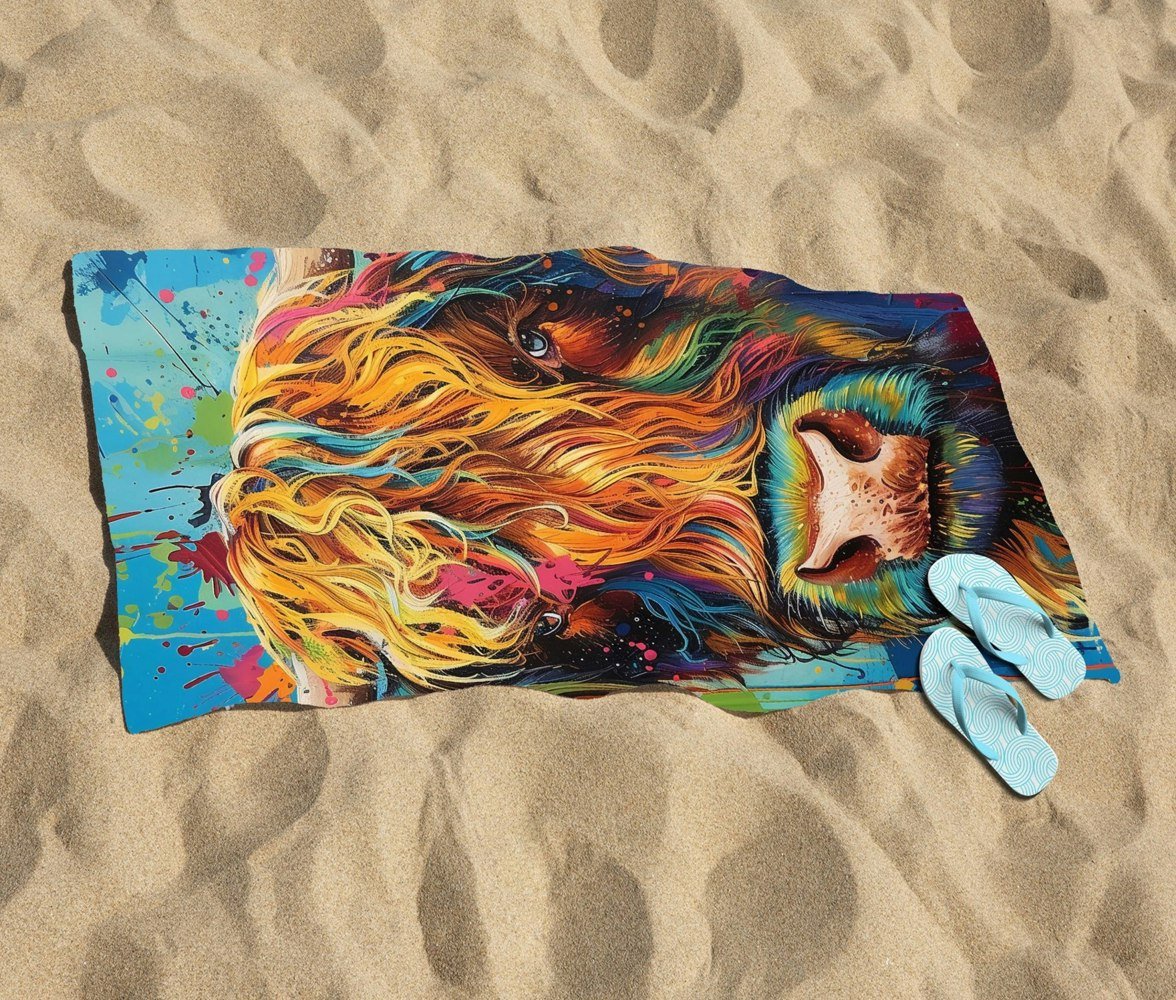 Warren Reed Splashart Highland Cow Beach Towel