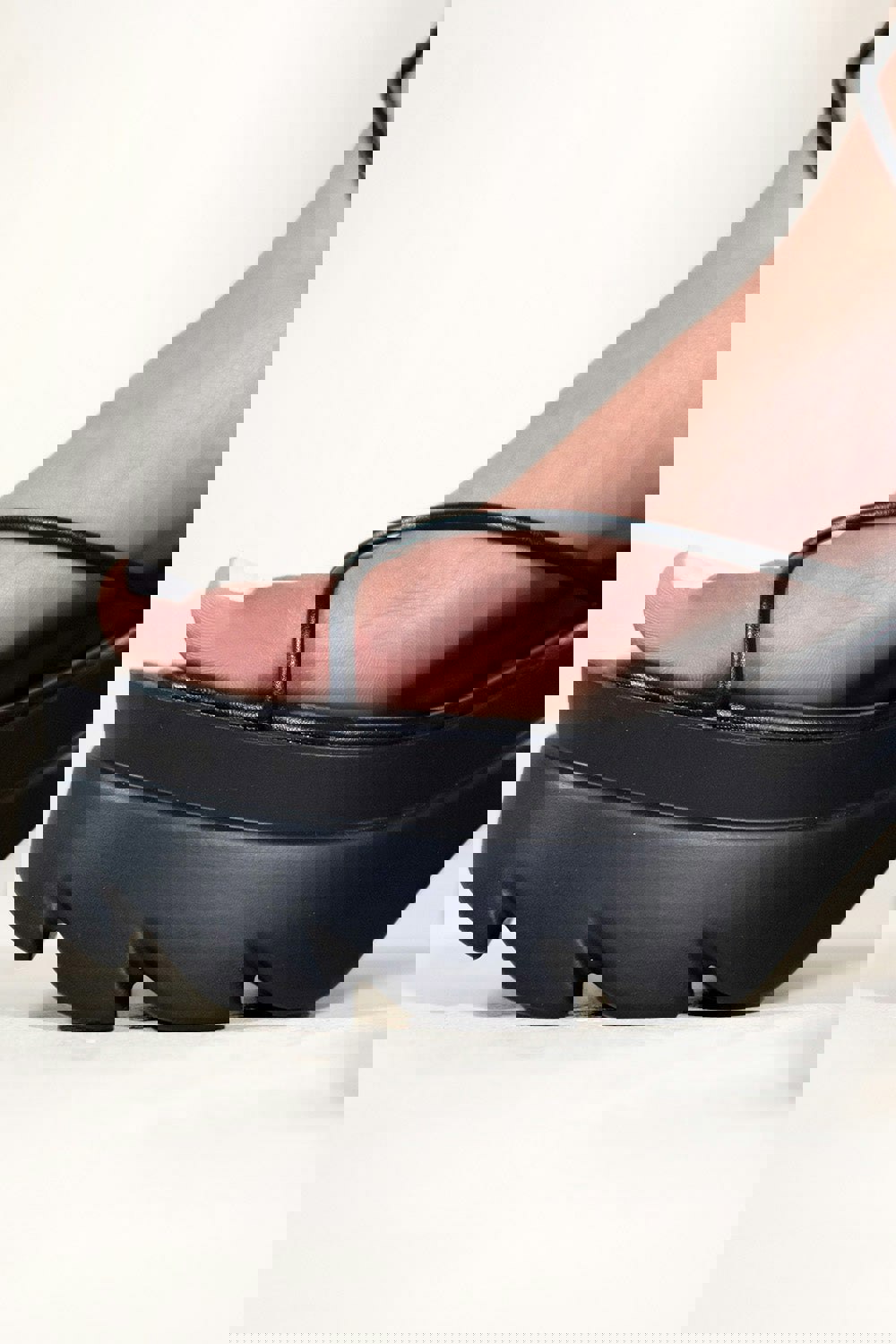 Where's That From Chunky Strappy Sandals With Toe Thong & Lace Up Details in Black Faux Leather