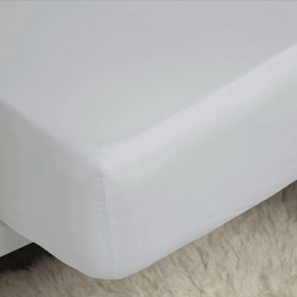 Belledorm Easycare Percale Fitted Sheet - Cloud