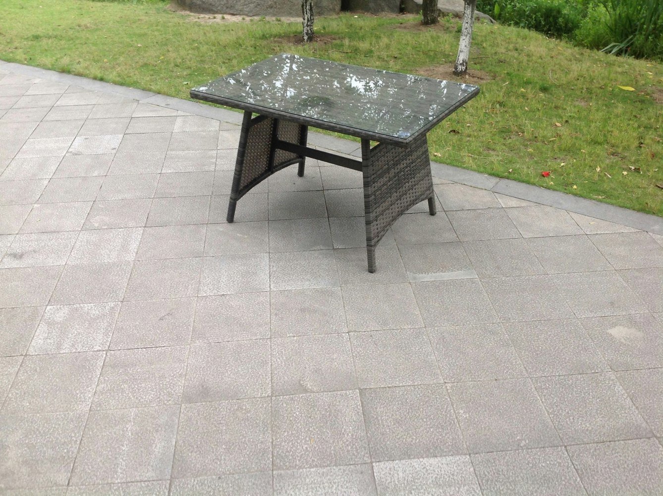Fimous Dark Grey Mixed Rattan Dining Table Garden Furniture With Clear Tempered Glass