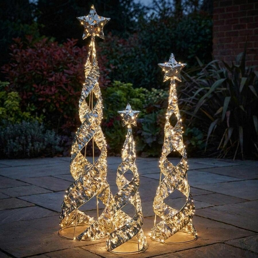 Garden Greatness Illuminated Gold Twisted Star Decor