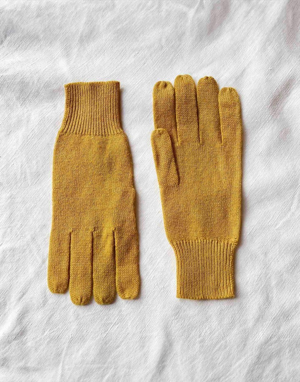 Men's Luxury Merino Wool Gloves – Mustard - British Boxers