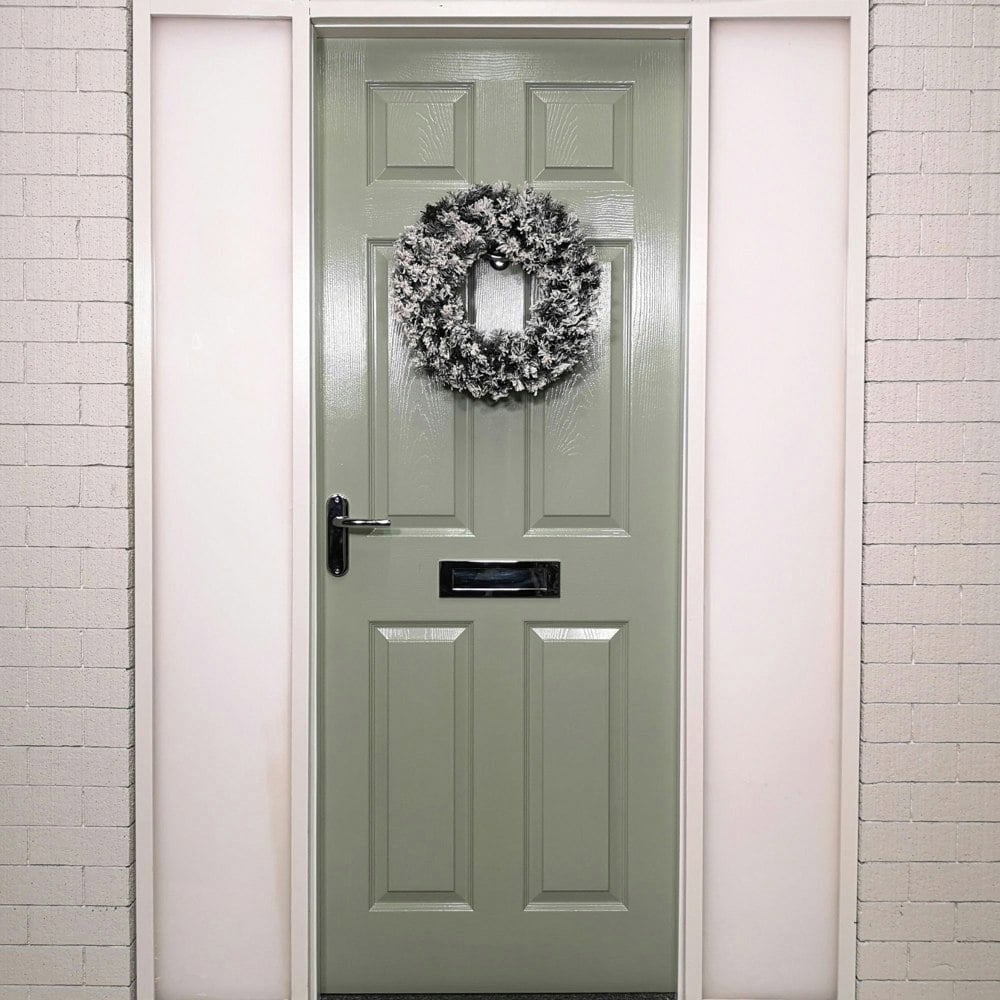 Samuel Alexander Premier Flocked Woodcote Pine Flocked Wreath 50cm