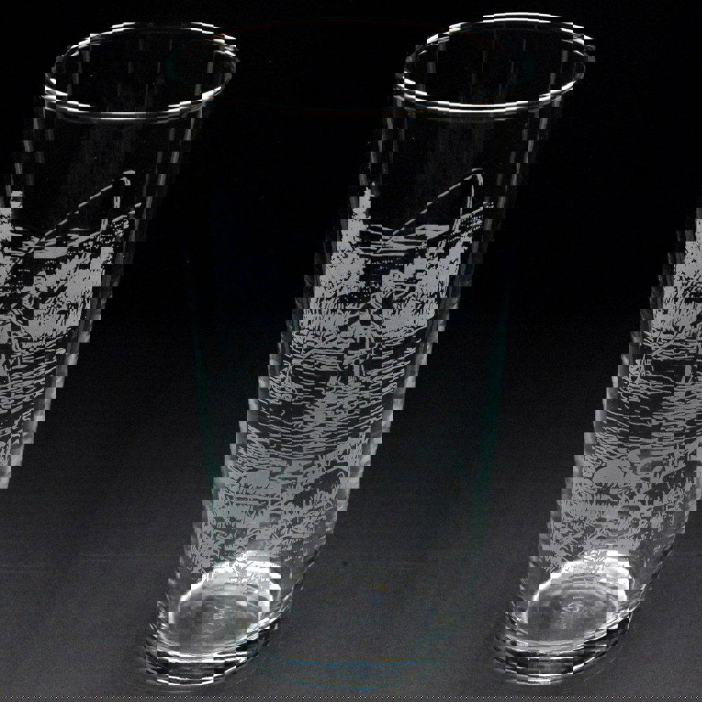 Glyptic Glass Art Fly Fishing Pint Glass - Hand Etched/Engraved Gift