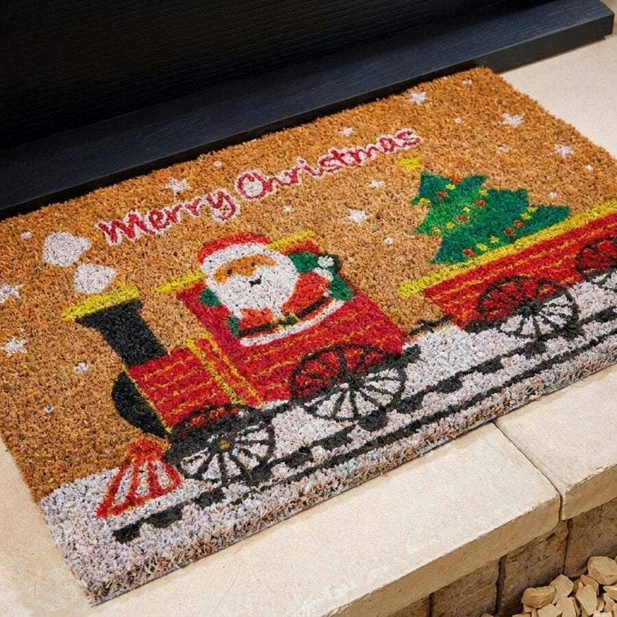 Garden Greatness Festive Santa on Train Decorative Mat