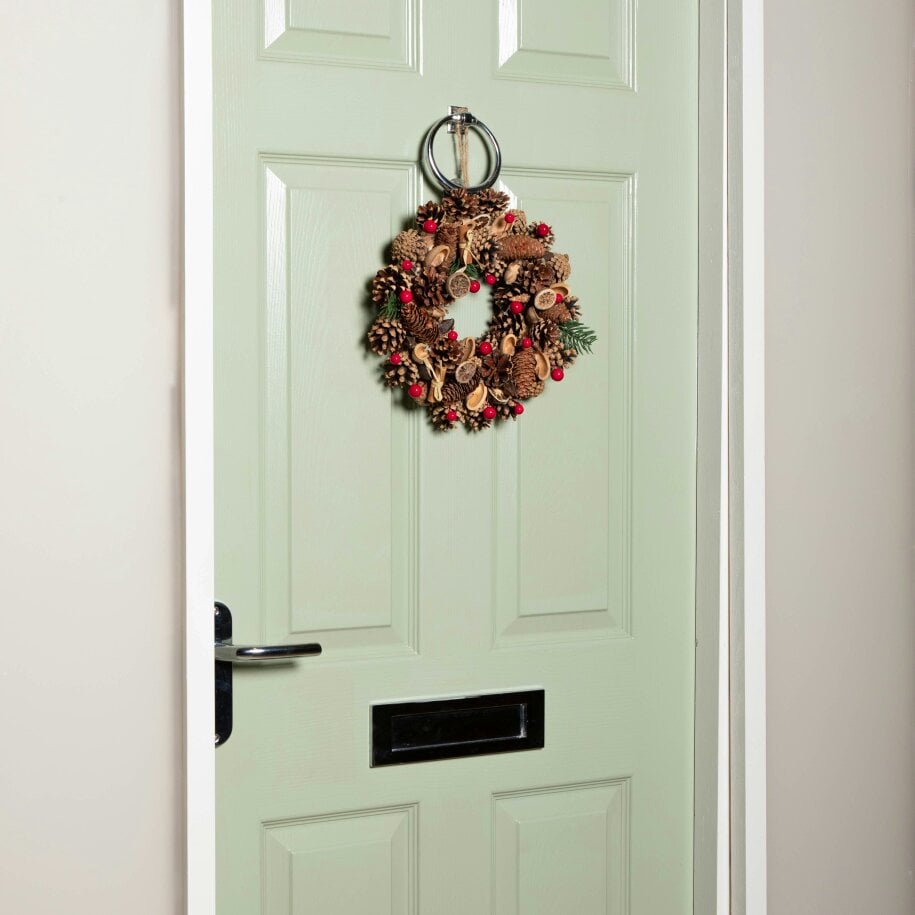 Samuel Alexander 30cm Winter Spice Hanging Christmas Wreath with Pine Cones Red Berries & Dried Fruit
