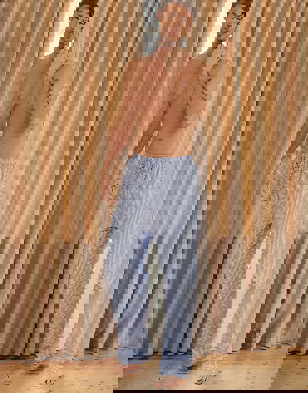 M_PJ_Trousers_Blue_White_Stripe_1-1.mp4