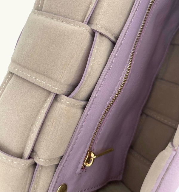 Apatchy London Padded Woven Leather Crossbody Bag With Gold Chain Strap - Lilac